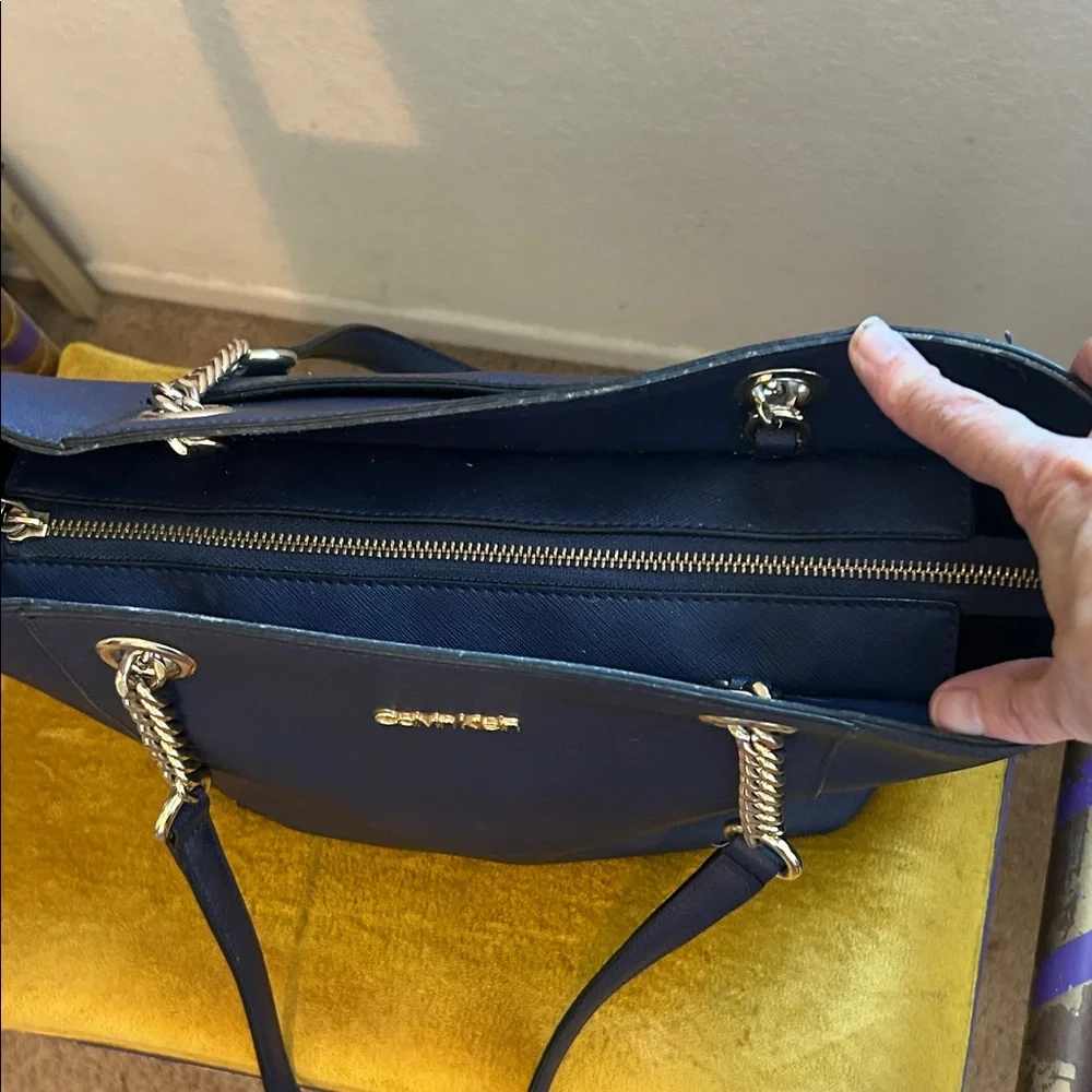 Calvin Klein Navy Tote with Silver Chain - Picture 4 of 11